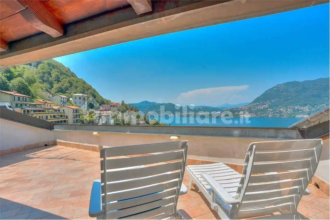 Appartamento in affitto a Blevio