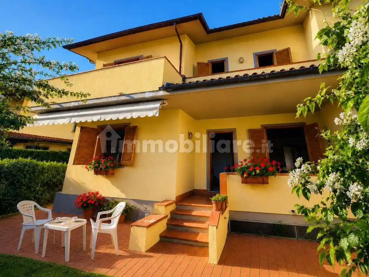 Villa in vendita a Pietrasanta