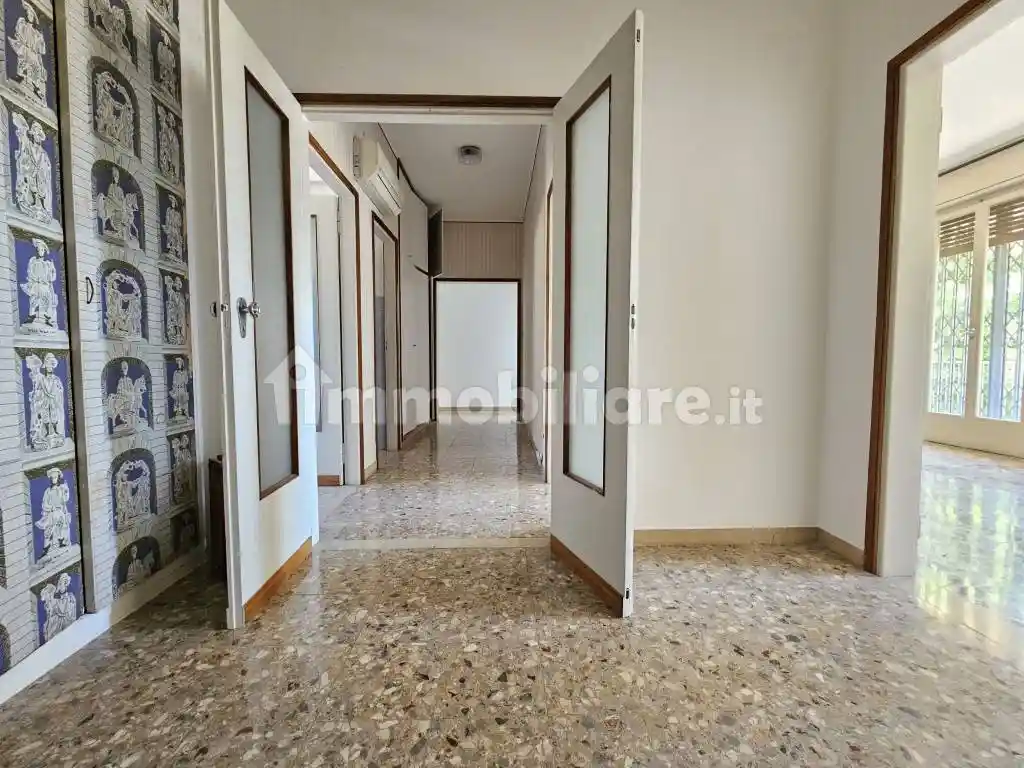 Appartamento in vendita a Bologna