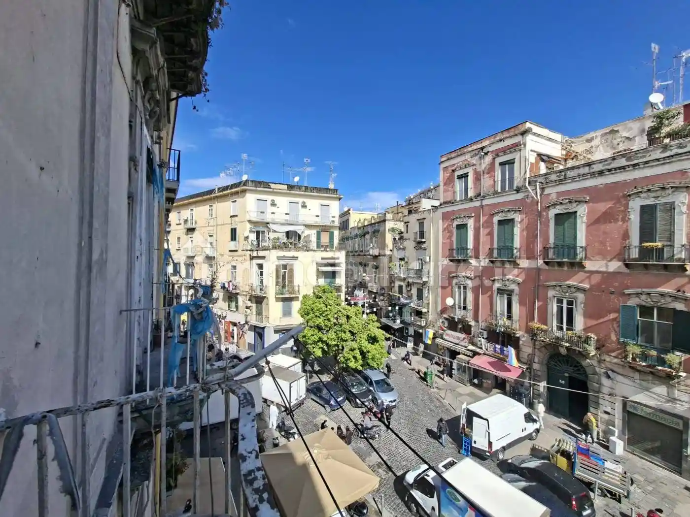 Appartamento in vendita a Napoli