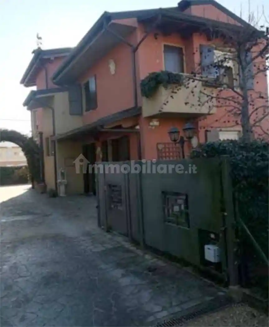 Villa in vendita a Grisignano di Zocco