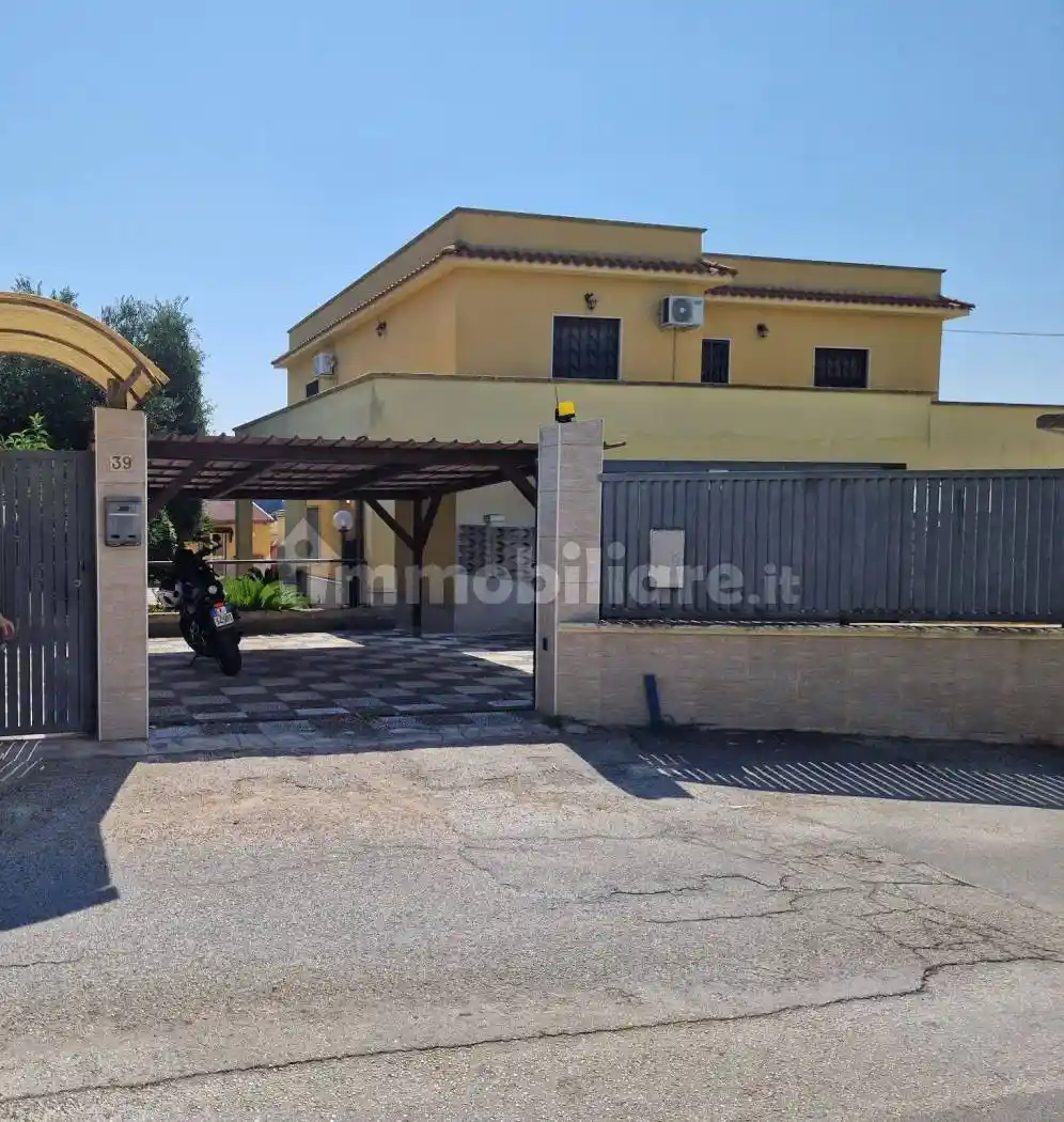 Villa in vendita a Taranto