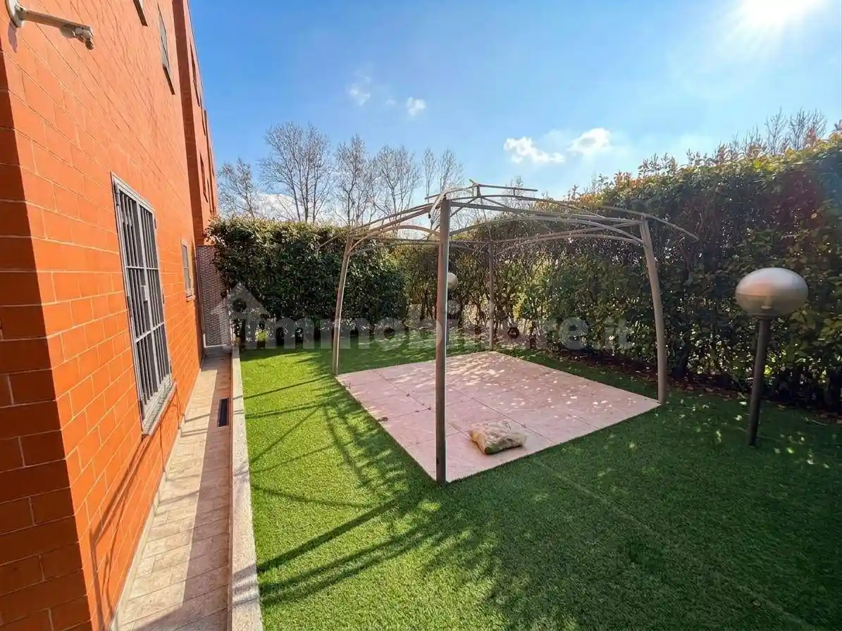 Appartamento in vendita a Trezzano sul Naviglio