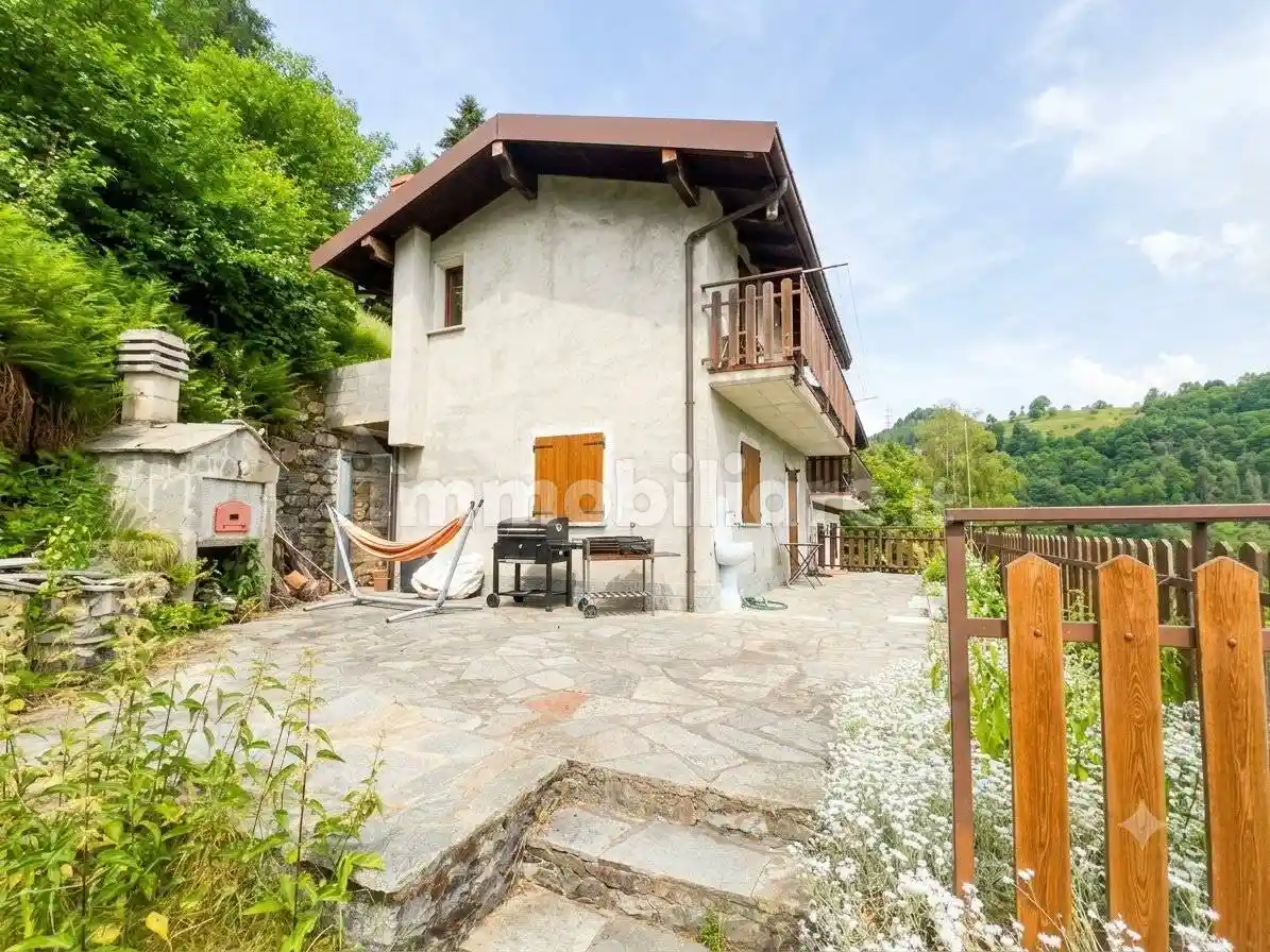 Villa in vendita a Morterone