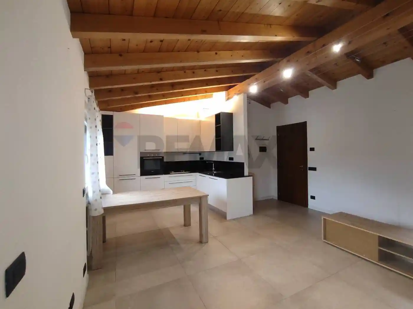 Appartamento in vendita a San Fermo della Battaglia