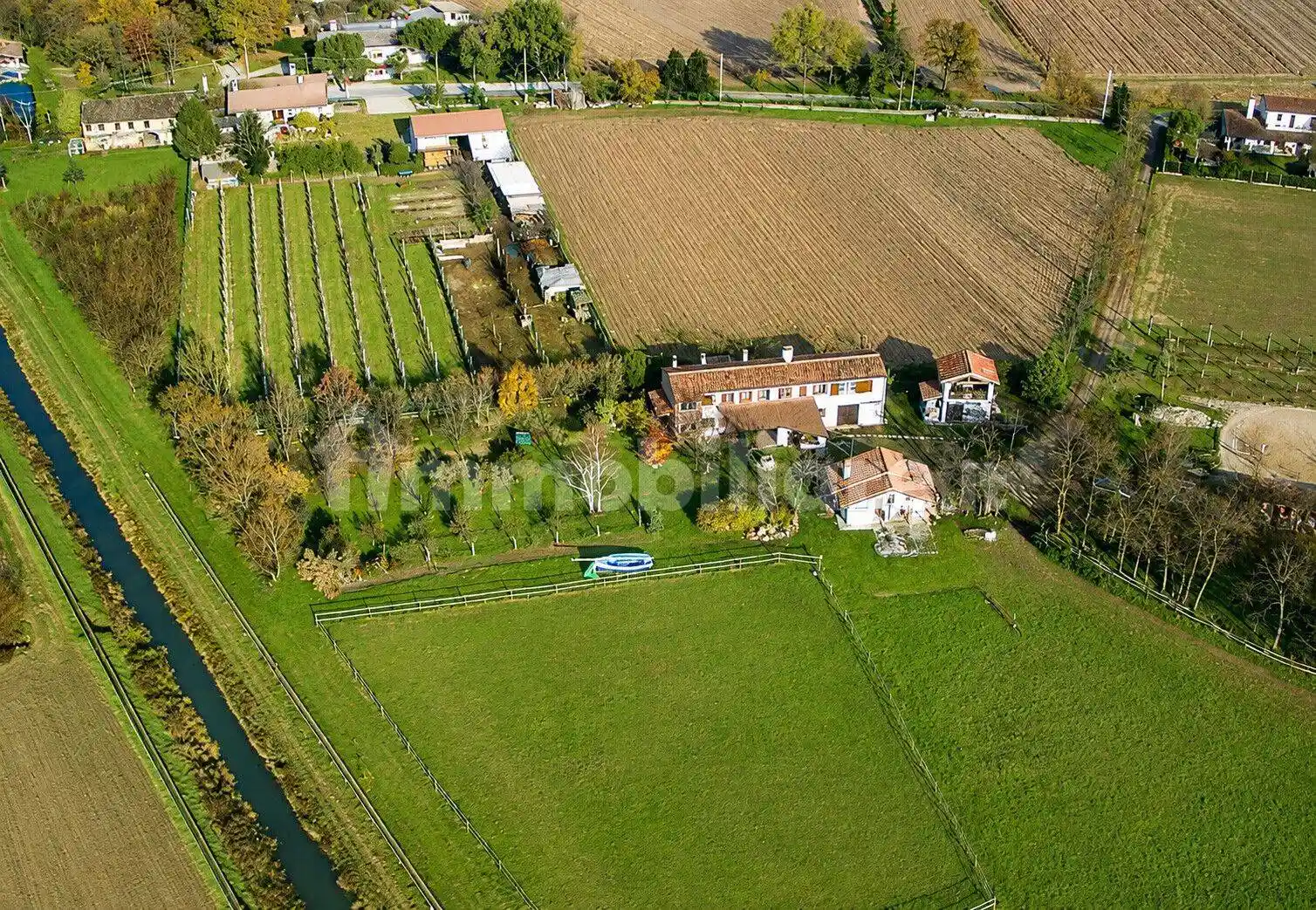 Rustico - Casale in vendita a Spresiano