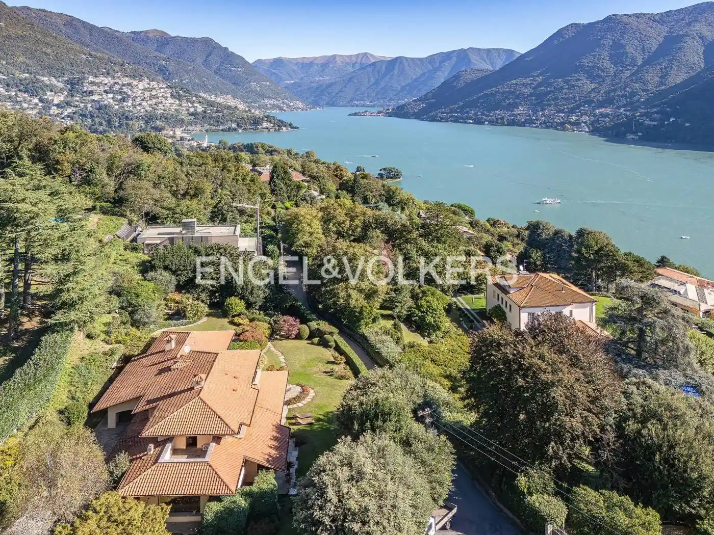 Villa in vendita a Como