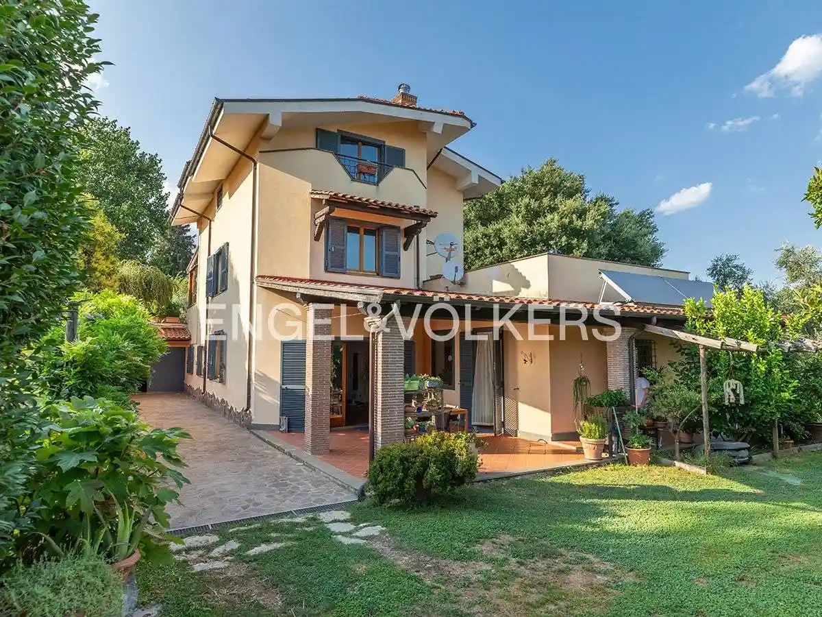 Villa in vendita a San Cesareo
