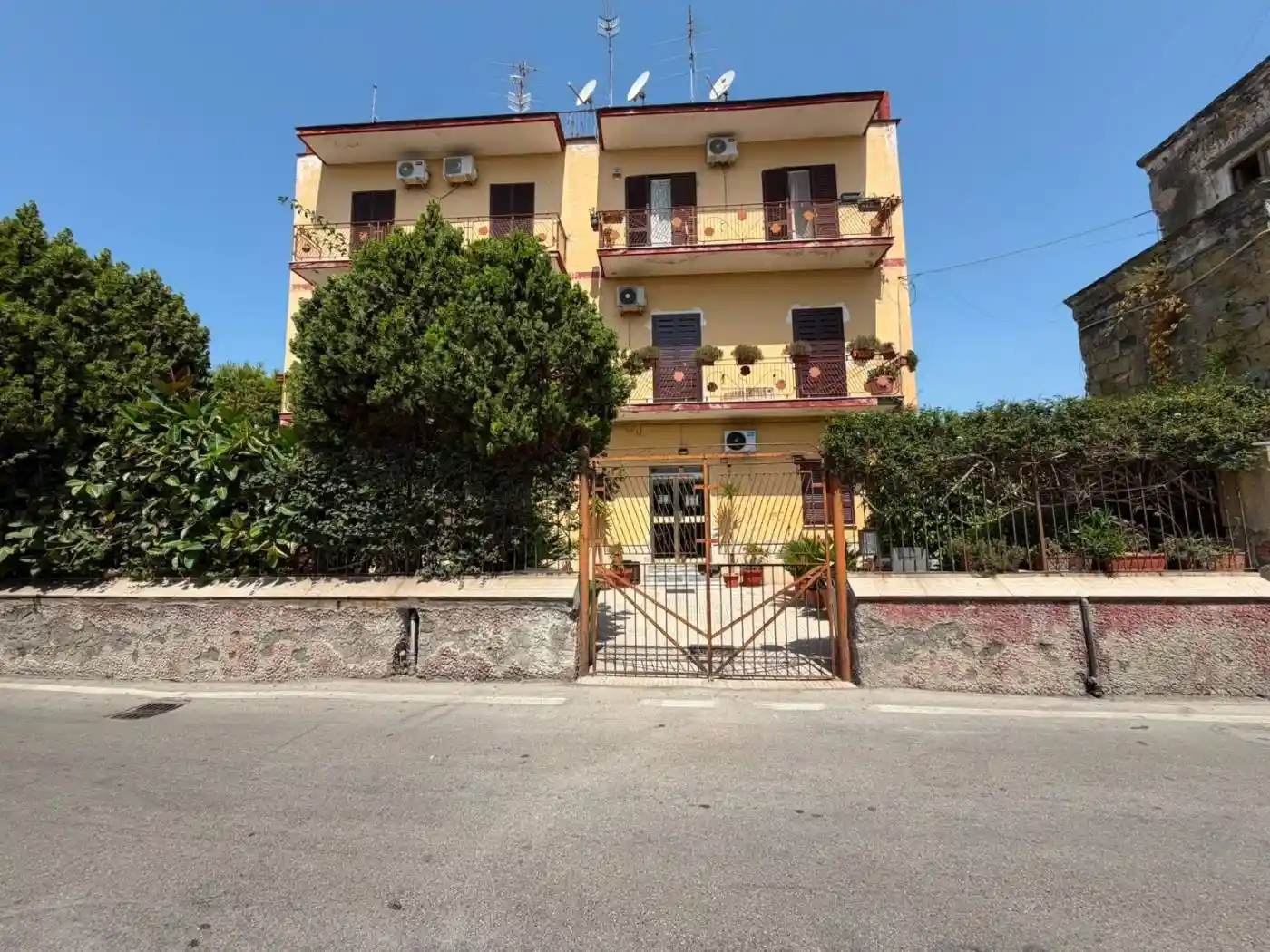 Appartamento in vendita a Napoli
