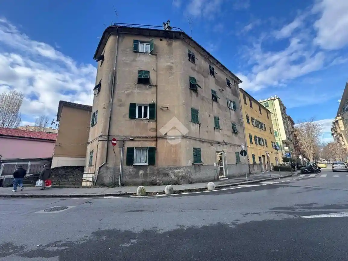 Appartamento in vendita a Genova