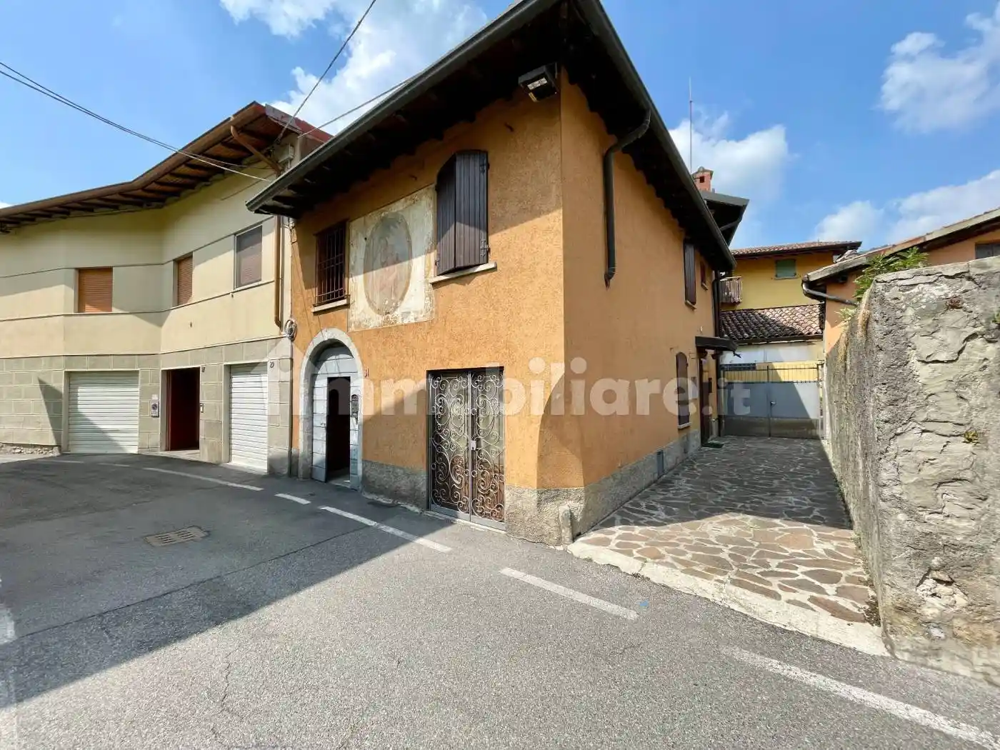 Casa indipendente in vendita a Alzano Lombardo