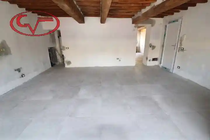 Appartamento in vendita a Montevarchi