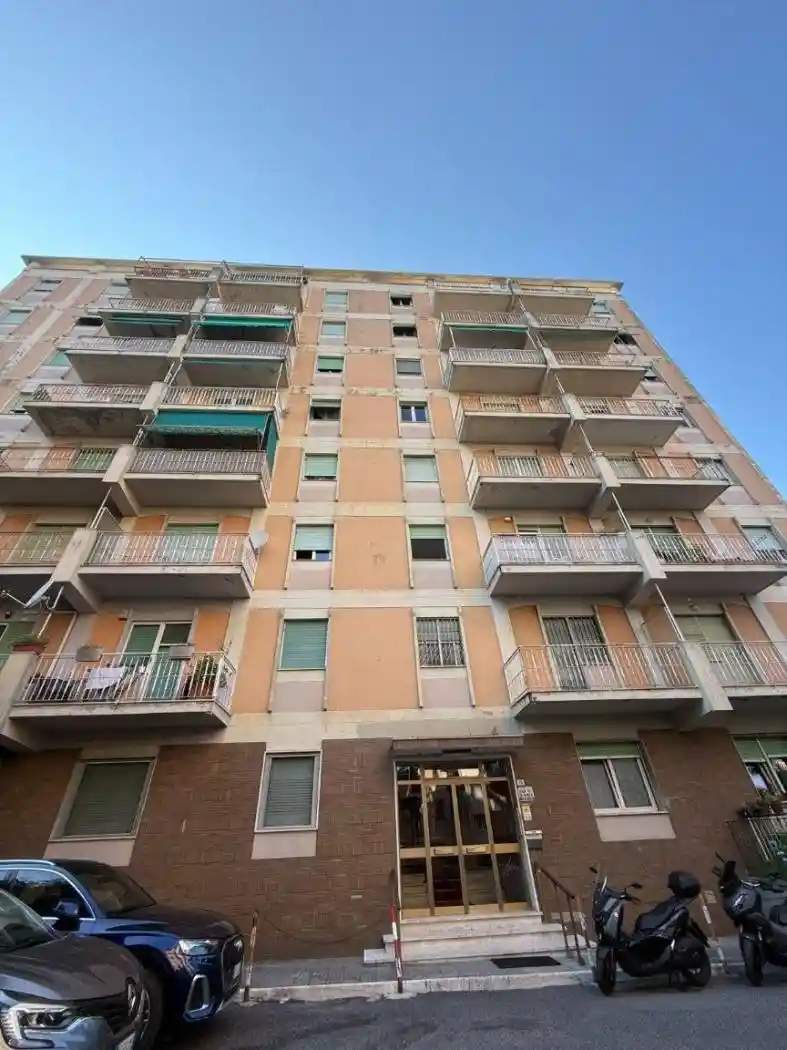 Appartamento in vendita a Genova