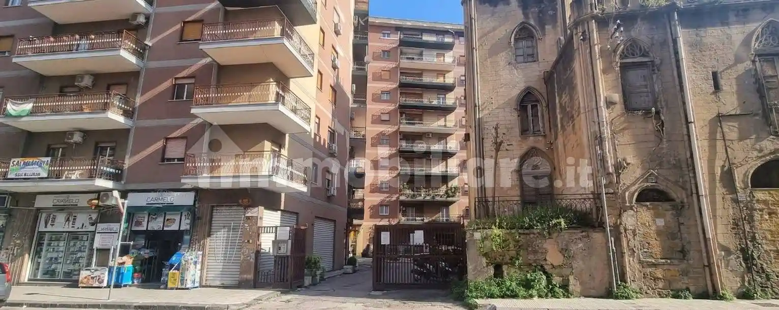 Appartamento in vendita a Palermo