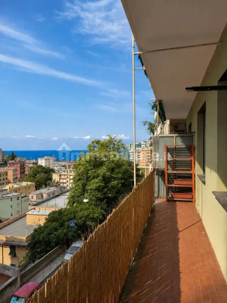 Appartamento in vendita a Genova