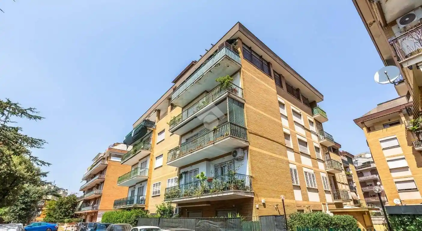 Appartamento in vendita a Roma