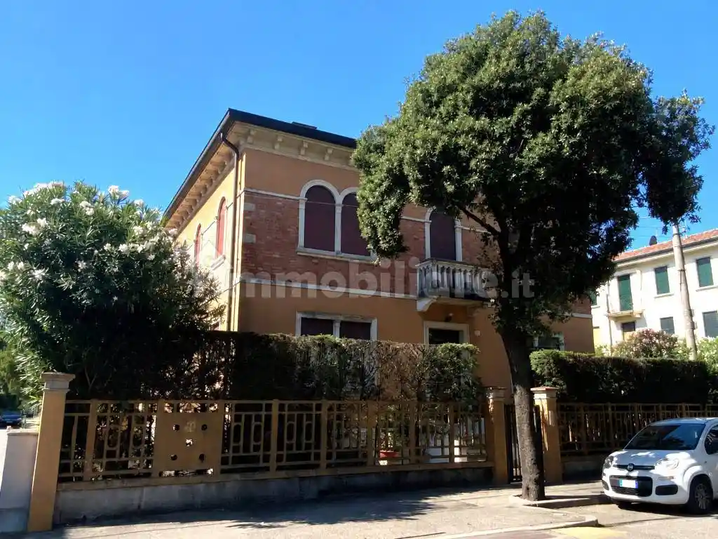 Villa in vendita a Padova