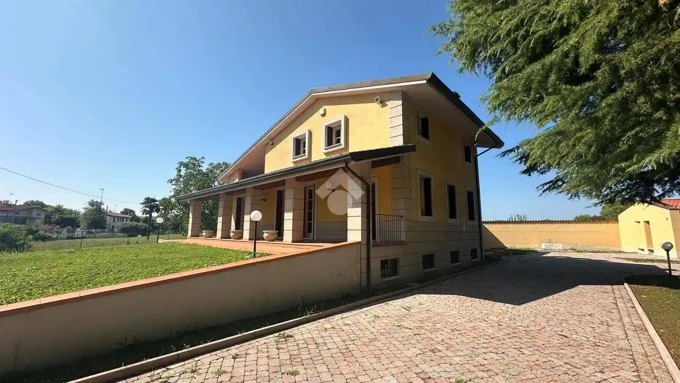 Villa in vendita a San Vito al Tagliamento