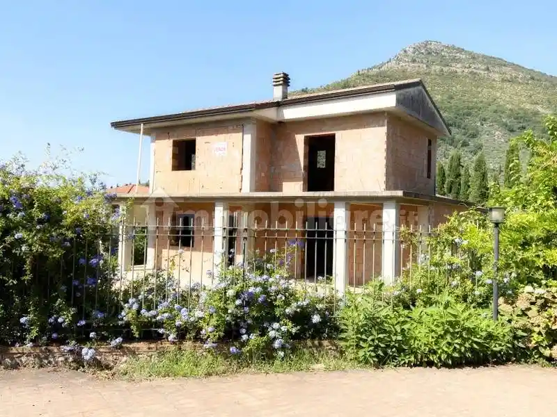 Villa in vendita a Fondi