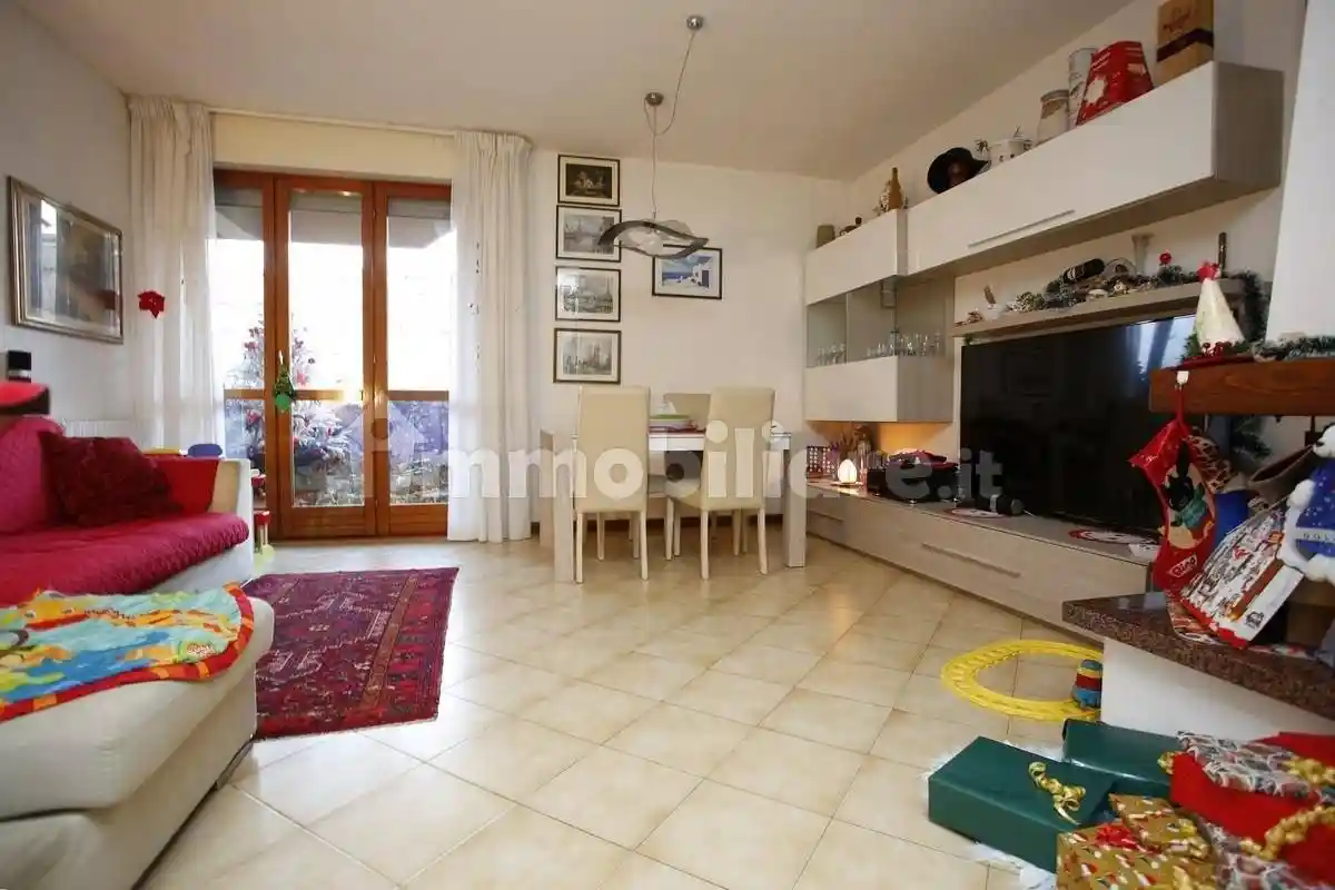 Appartamento in vendita a Carrara