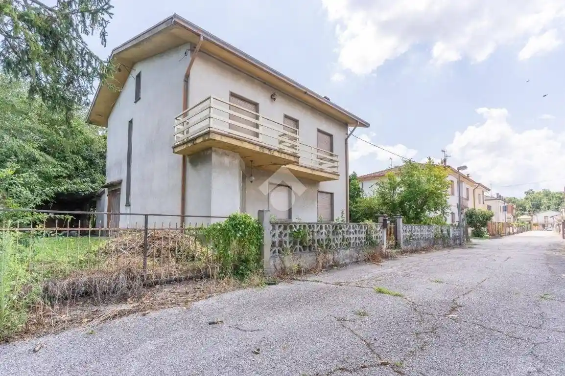 Villa in vendita a Voghiera