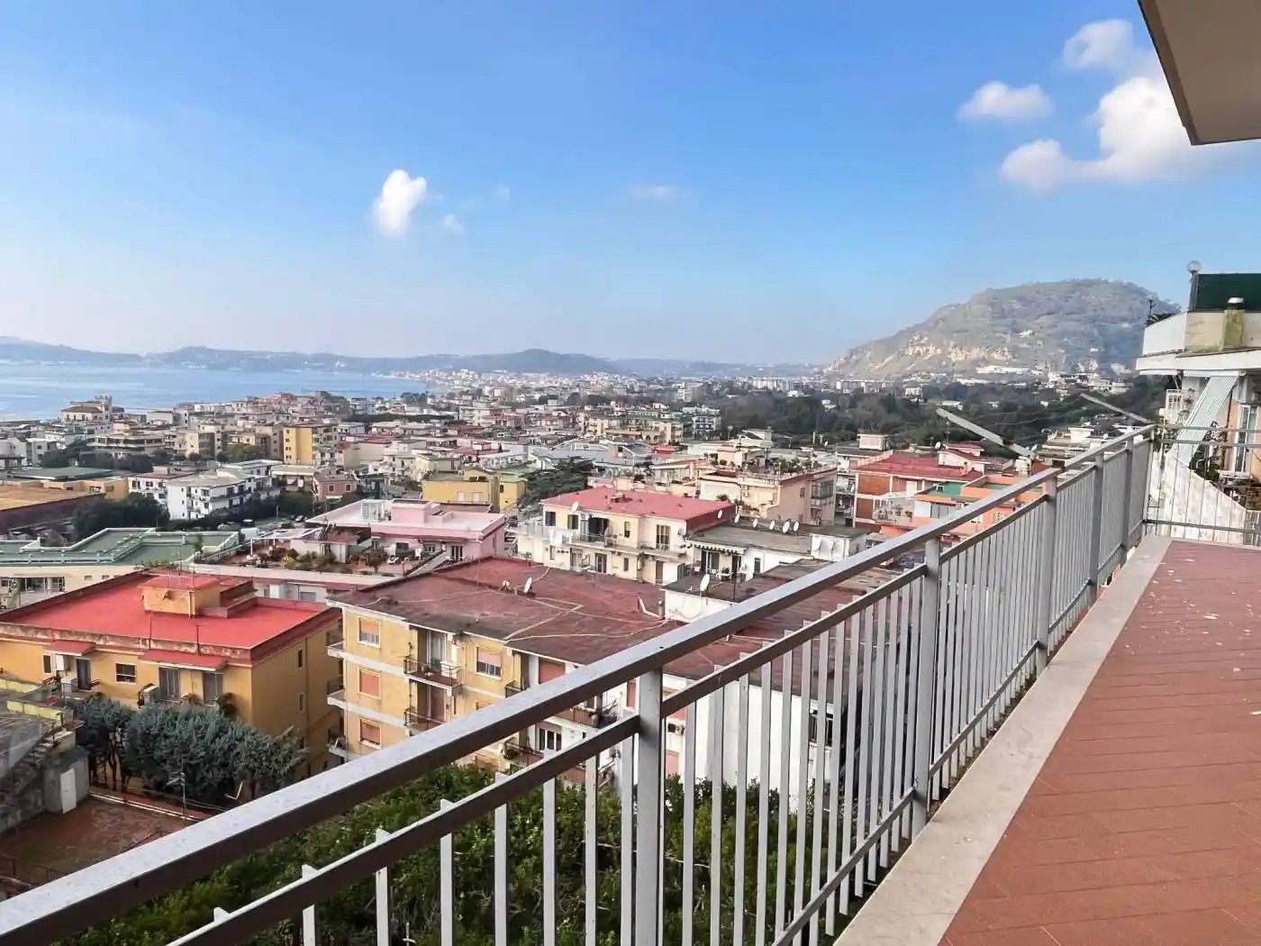 Appartamento in vendita a Pozzuoli