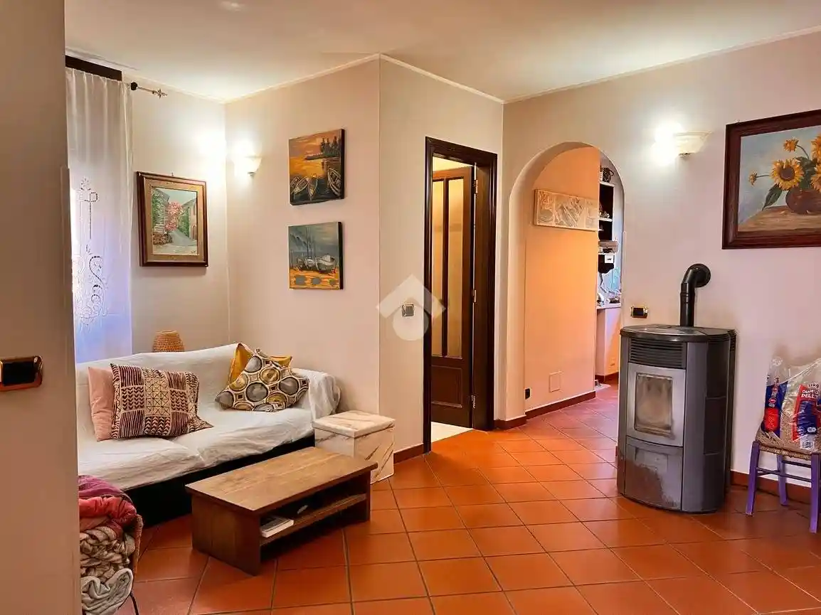 Casa indipendente in vendita a Valdilana