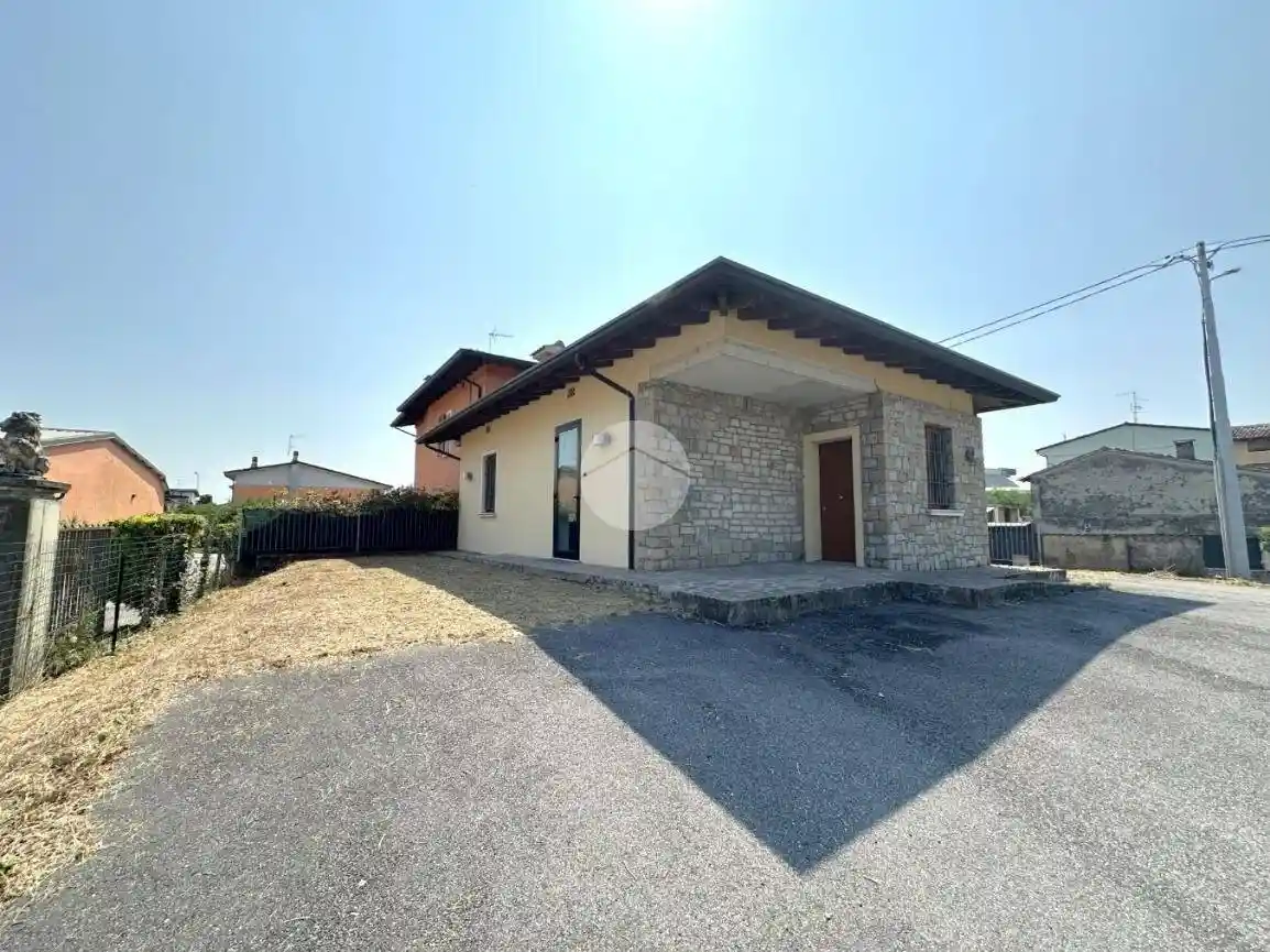 Villa in vendita a Calvisano