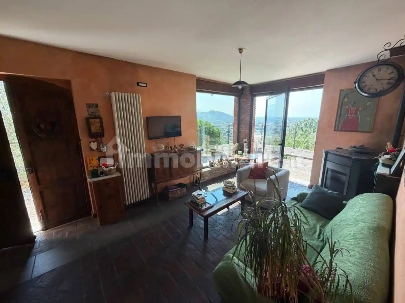 Casa indipendente in vendita a Carrara