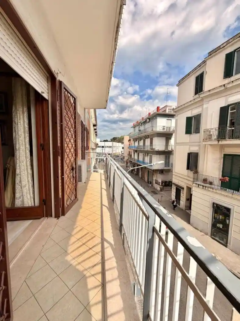 Appartamento in affitto a Pozzuoli