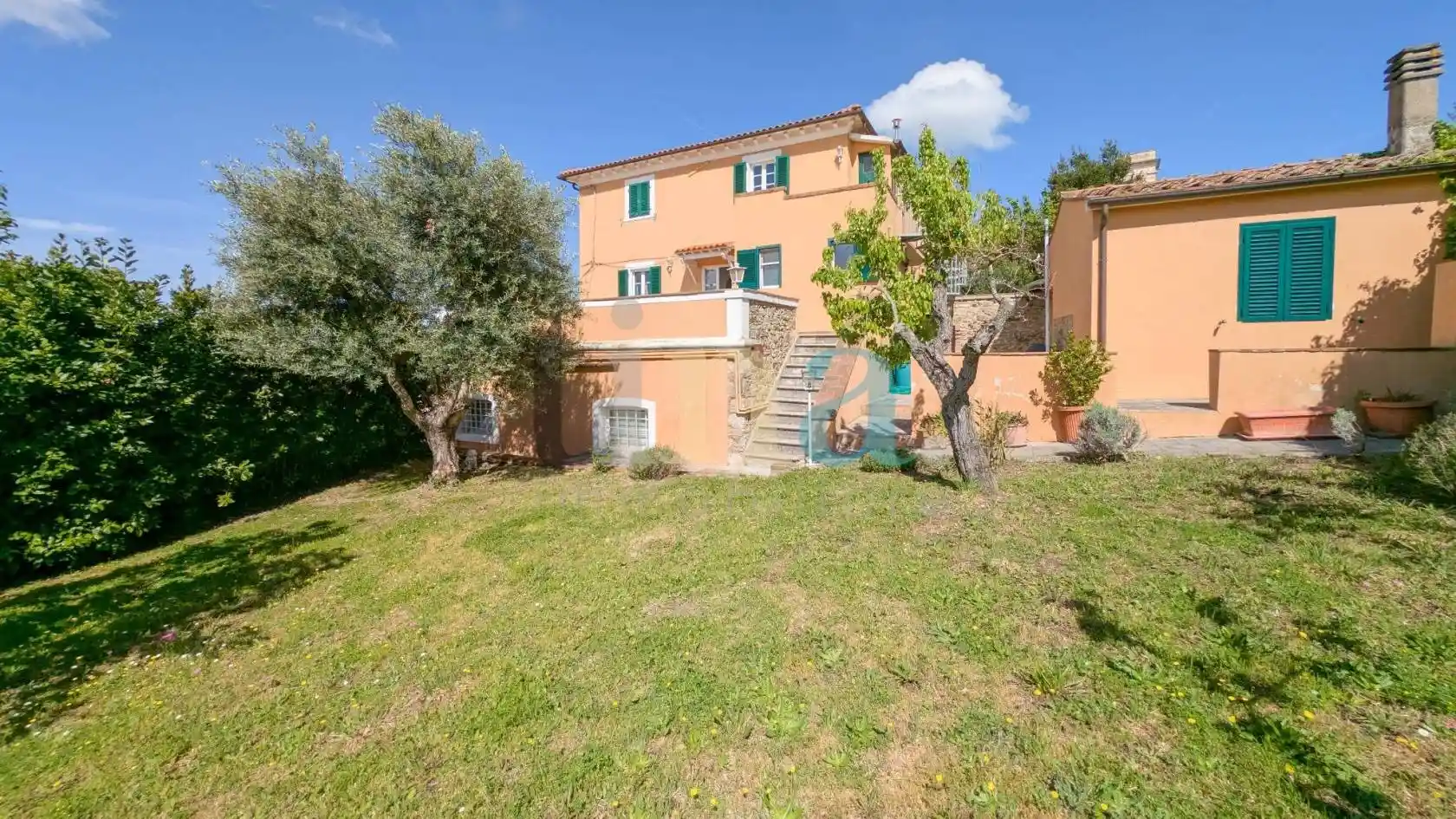Villa in vendita a Castellina Marittima
