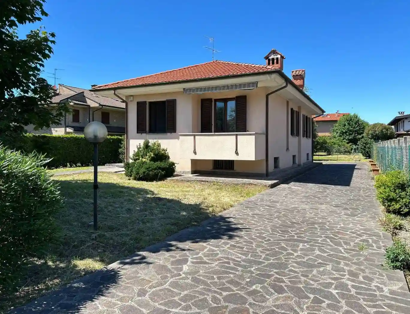 Villa - foto 2