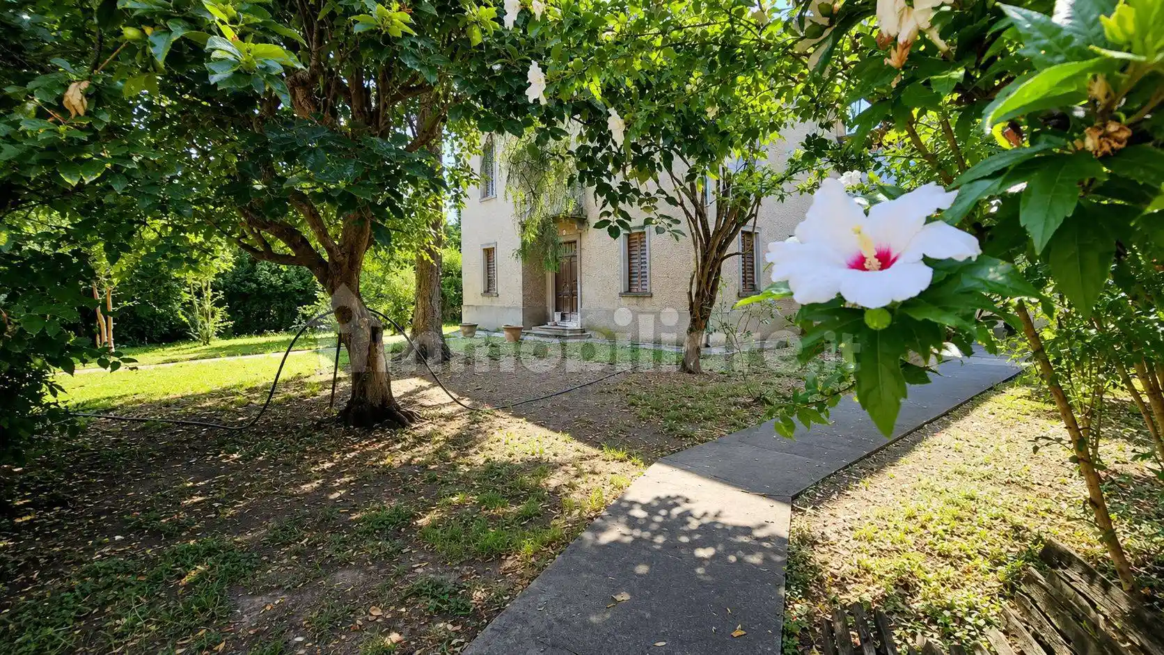 Villa in vendita a Finale Emilia