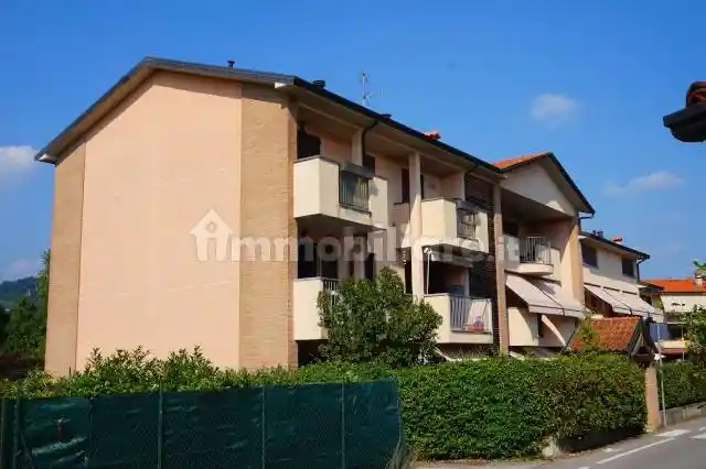 Appartamento in vendita a Sotto il Monte Giovanni XXIII