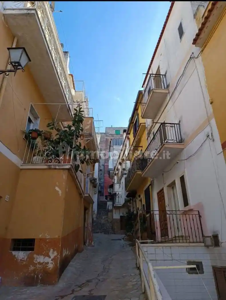 Casa indipendente in vendita a Carpino