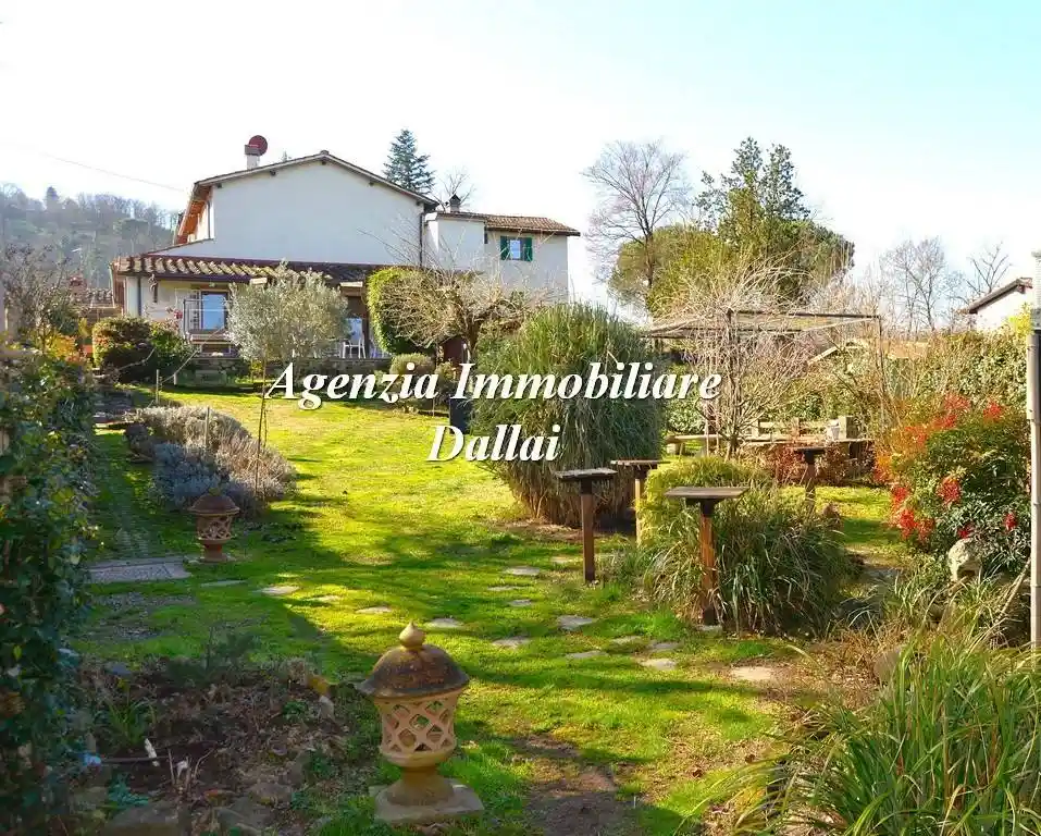 Rustico - Casale in vendita a Scarperia e San Piero