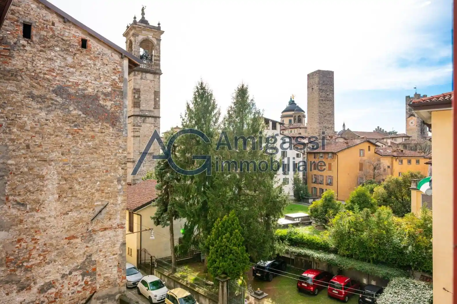 Appartamento in vendita a Bergamo