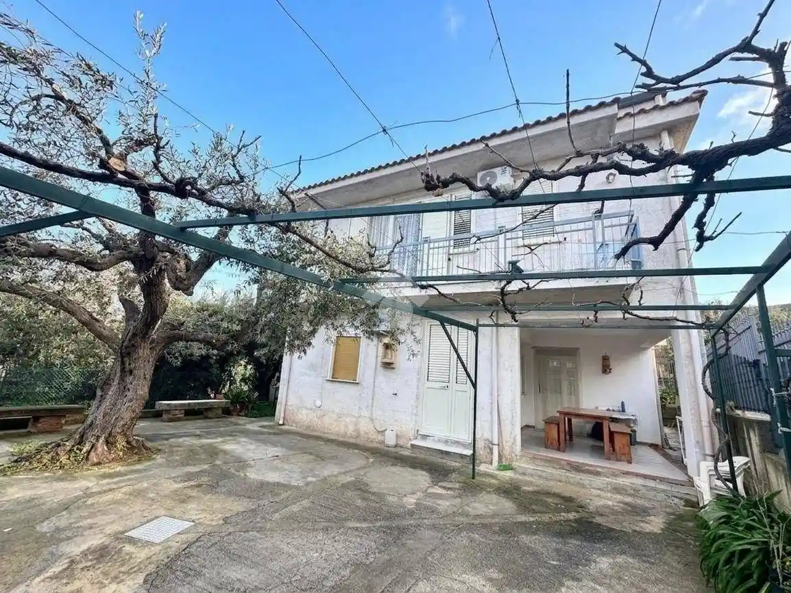 Appartamento in vendita a Altavilla Milicia