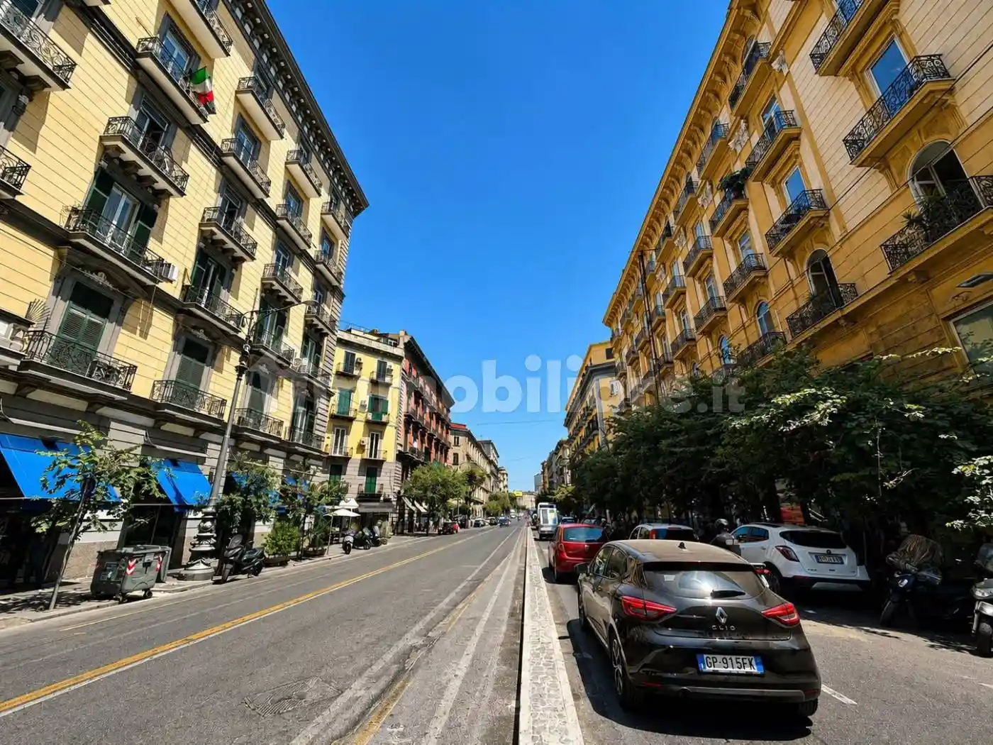 Appartamento in vendita a Napoli