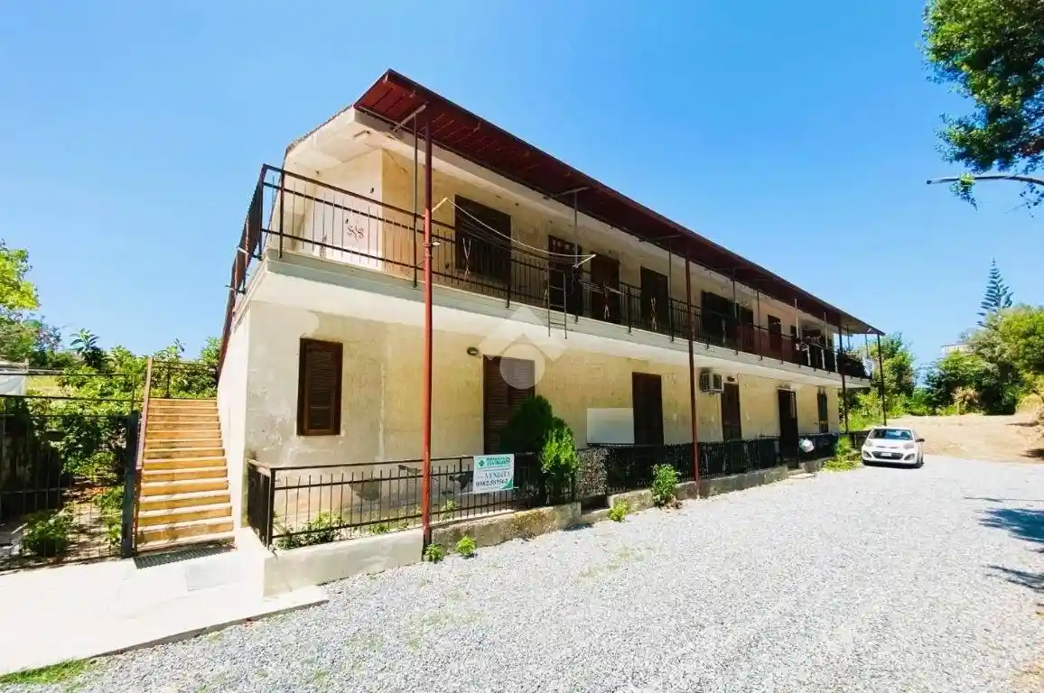 Appartamento in vendita a Falconara Albanese