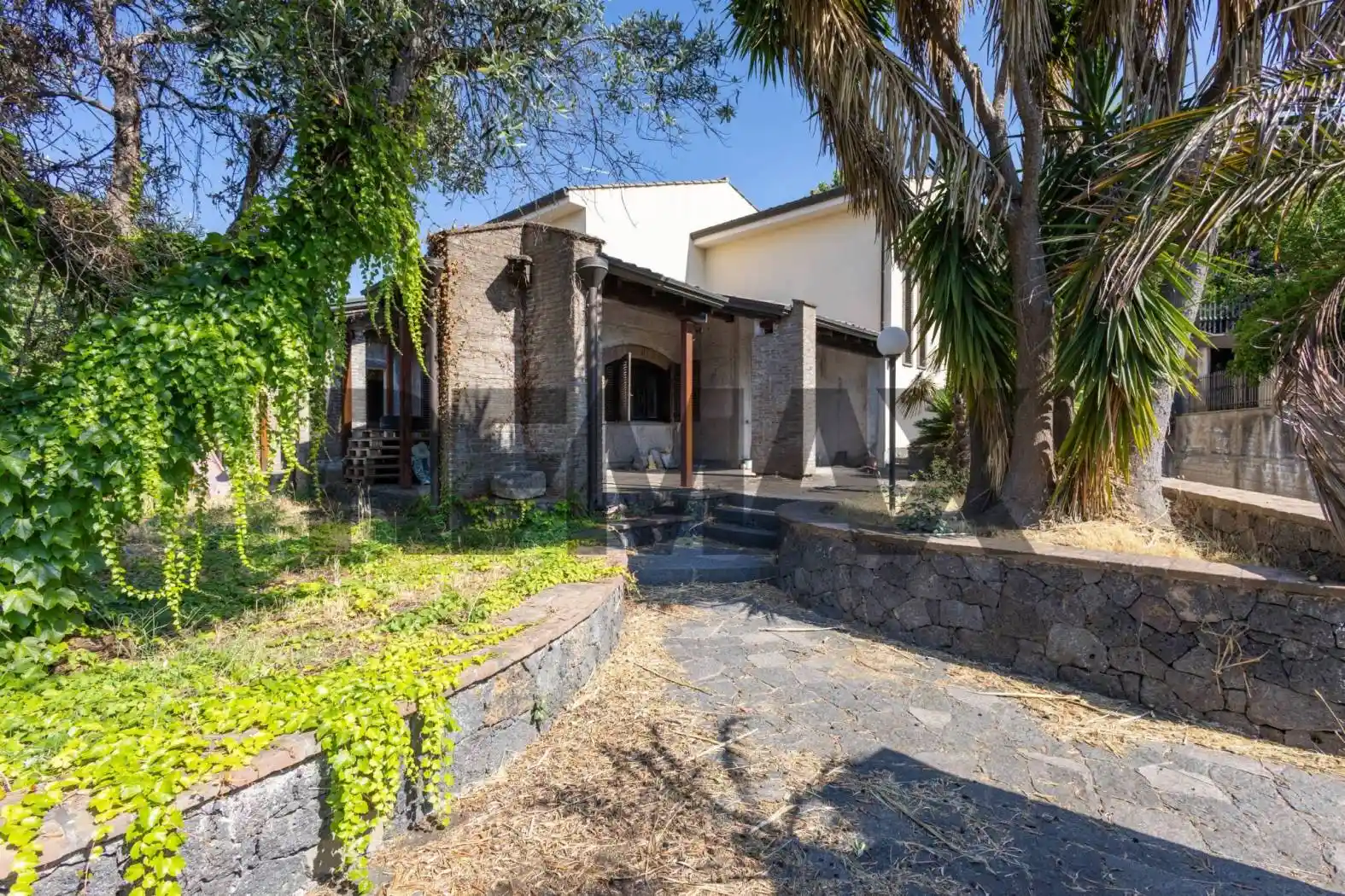 Villa in vendita a Trecastagni