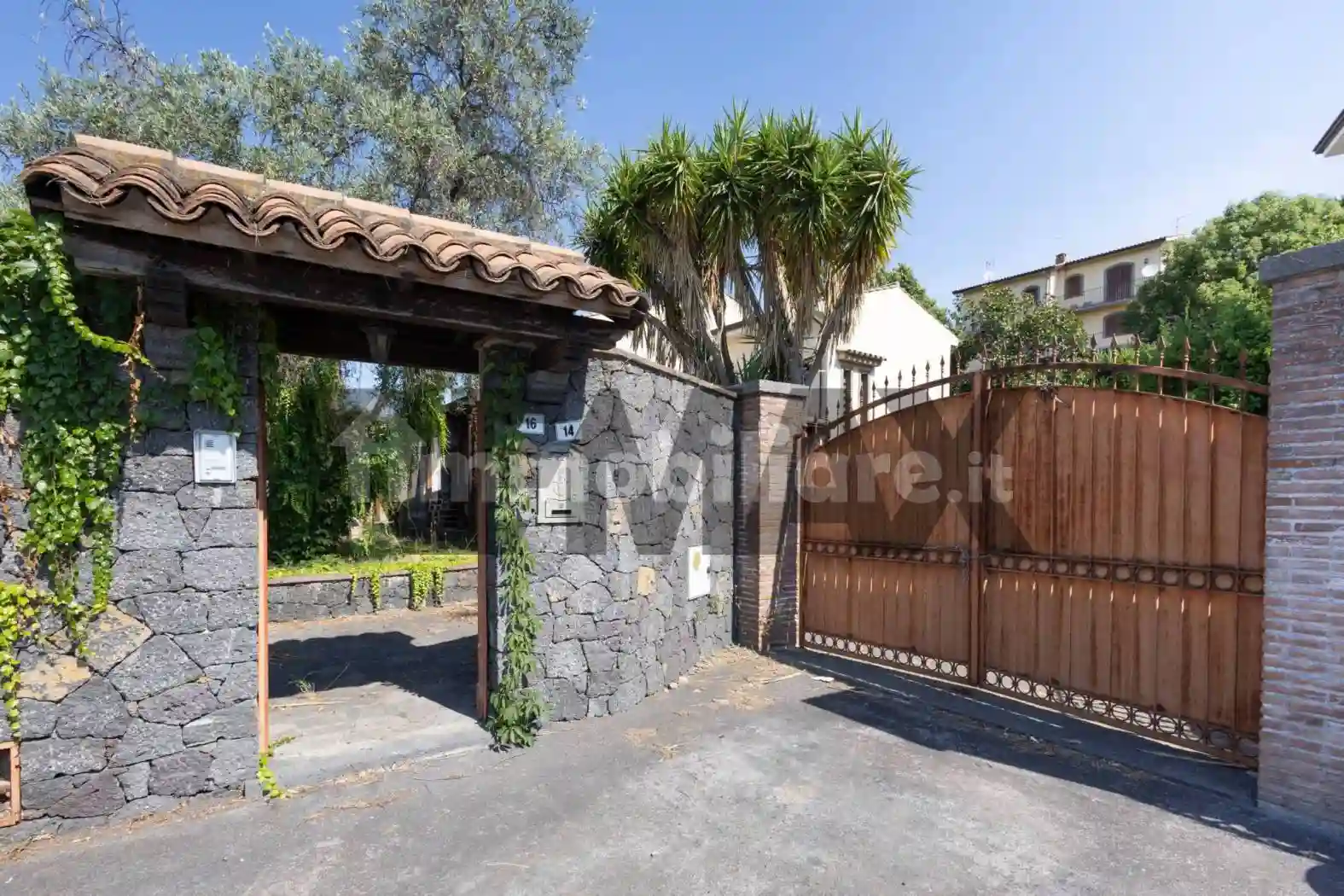 Villa - foto 2