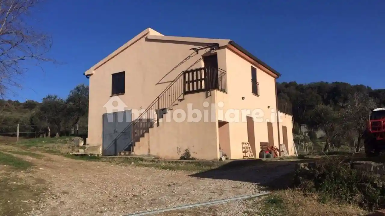 Rustico - Casale in vendita a Roccastrada