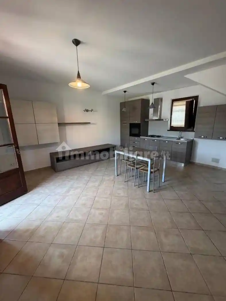 Appartamento in vendita a Sarzana