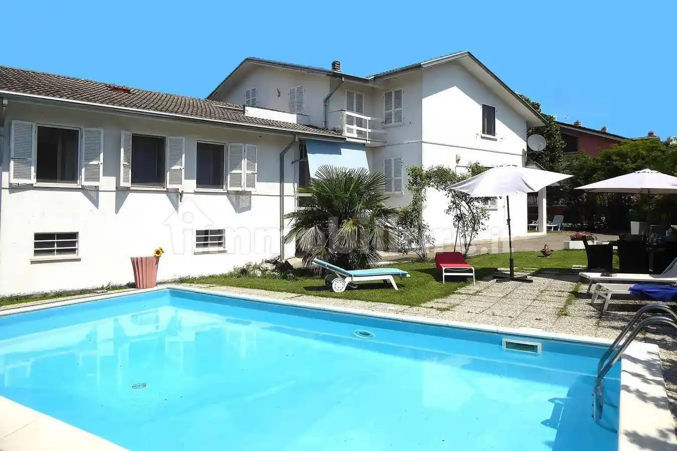 Villa in vendita a Calendasco