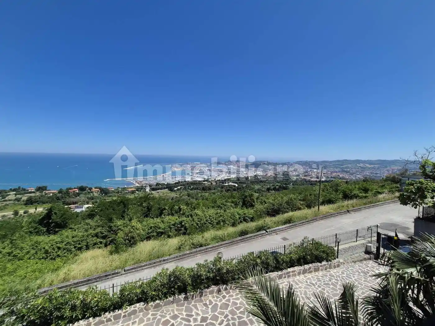 Villa in affitto a Ancona