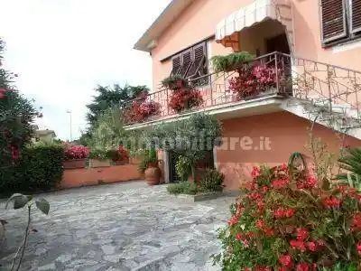 Villa in vendita a Porcari