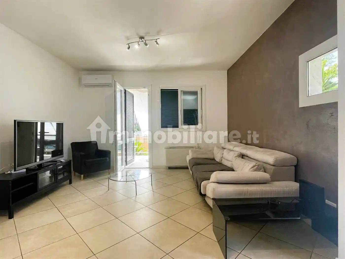 Appartamento in vendita a Viareggio