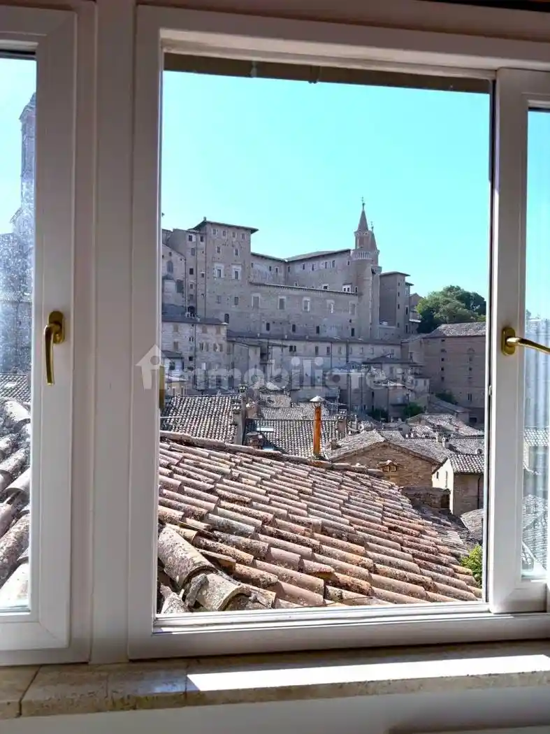 Appartamento in vendita a Urbino