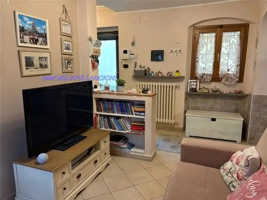 Casa indipendente in vendita a Lastra a Signa